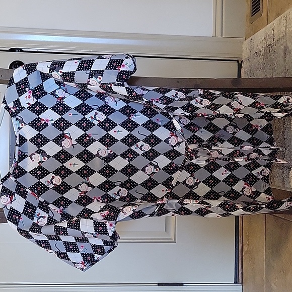 Christmas monkey scrub top - Picture 2 of 4